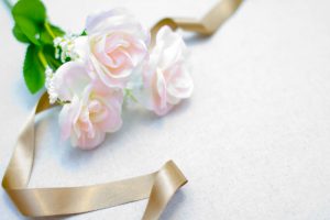 白薔薇とリボン