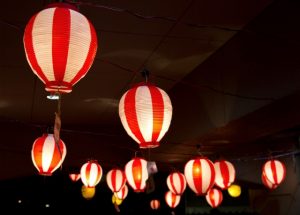 法多山の万灯祭の混雑渋滞状況や駐車場情報は 雨の場合はどうなるの 30代主婦の暮らしのちょっと気になる疑問を紹介